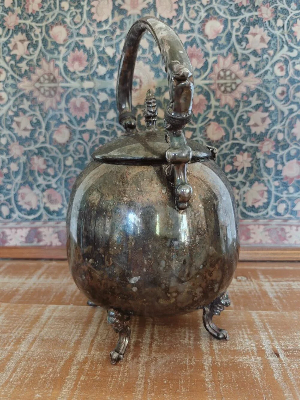 Vintage Sheridan Silver on Copper Ornate Footed Teapot Tea Kettle
